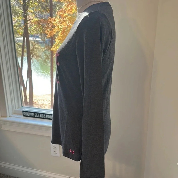 Under Armour Breast Cancer LS Tee, Medium, EUC - Picture 3 of 6